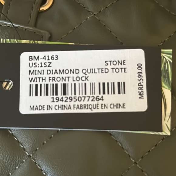 Badgley Mischka Mini Diamond Quilted Tote with Front Lock. NWT - Picture 8 of 9